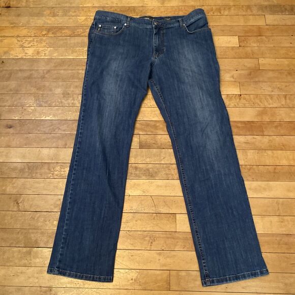 Brax Jeans Men’s Size 40x34 Cooper Denim Regular Stretch Medium Wash Straight - Picture 1 of 10
